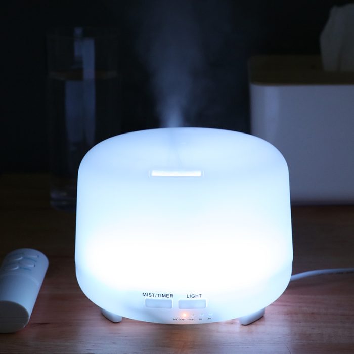 humidificador-aromaterapia-ultrasonico-beneficios-mejorarelsueño-sueño-aceiteesencial-aceite-esencial-romero-menta-tienda